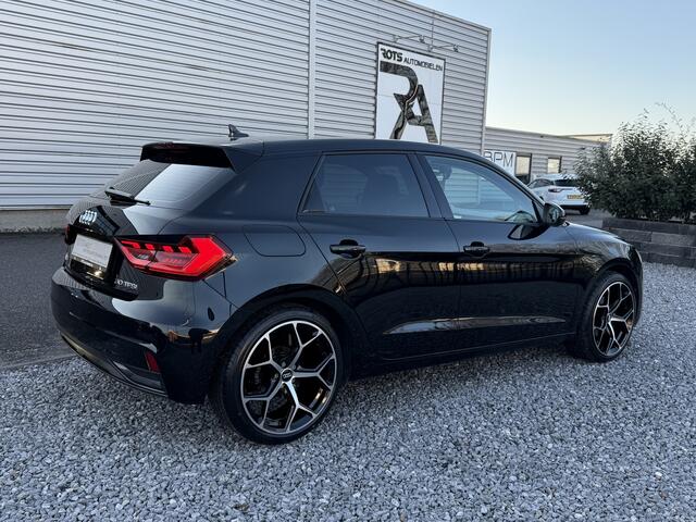 Audi A1 Sportback 30 TFSI Proline S-Tronic Carplay|Cruis|PDC|LED Zwart
