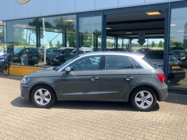 Audi A1 1.0 TFSI 5 drs