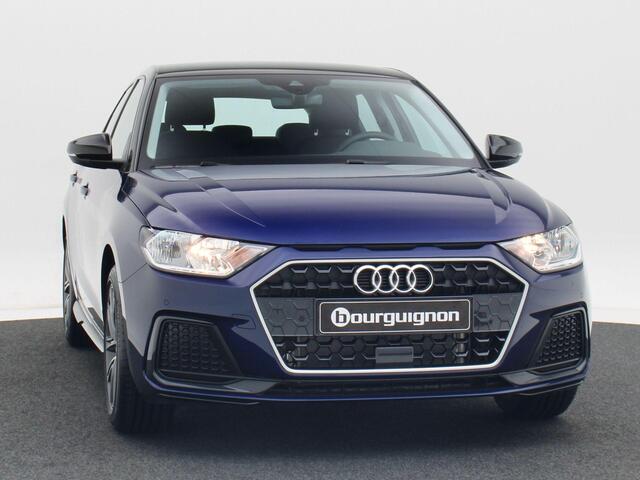 Audi A1 25 TFSI S edition | Contrast dak | 17 inch velgen | parkeerhulp plus |
