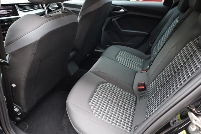 Audi A1 Sportback 25 TFSI CARPLAY VIR DASH DAB NAVI CRUISE ELEC.BUITENSPIEGELS RIJSTROOKSENSOR NAP PDC 17''LMV