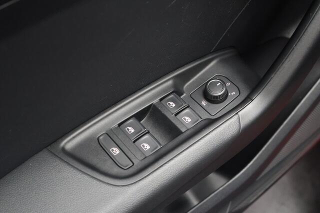 Audi A1 30 TFSI S-Line | Carplay | laneassist | Cruisecontrol