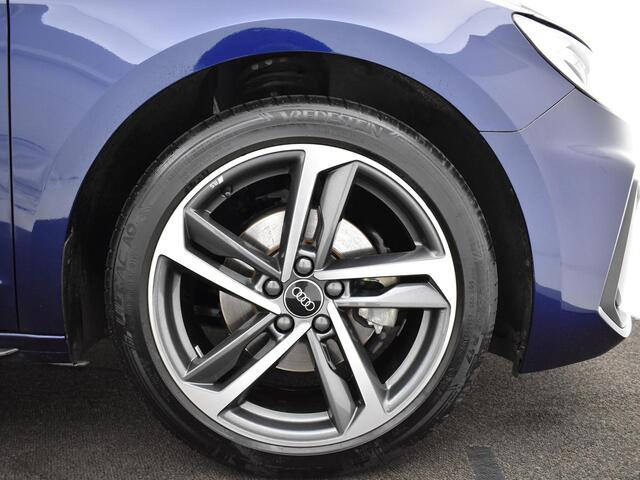 Audi A1 Sportback 30 Tfsi 115pk Advanced edition · Apple/Android Car Play · Cruise Control · P-Sensoren · Getint Glas · 17'' Inch · Garantie t/m 24-06-2028 of 80.000km