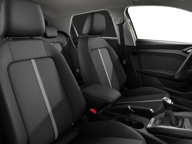 Audi A1 Sportback 25 TFSI Advanced edition 95 PK · Parkeerhulp plus · Achteruitrijcamera · 3-spaaks sport mf+ afgevlakt