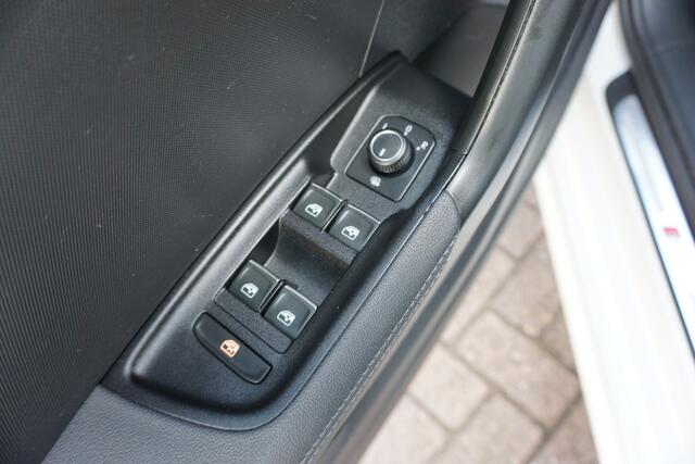 Audi A1 Sportback 30 TFSI Pro Line S PDC | Apple Carplay | ECC * All in prijs *