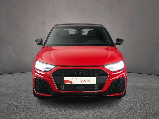 Audi A1 Sportback 35 TFSI S edition | SonoS | Onderstel regeling | Full-led | Optiek zwart | Ambient light | Carplay | S-Line | 18 inch | Dodehoek