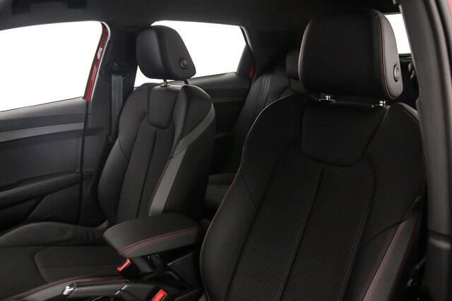 Audi A1 Sportback 35 TFSI S edition | SonoS | Onderstel regeling | Full-led | Optiek zwart | Ambient light | Carplay | S-Line | 18 inch | Dodehoek