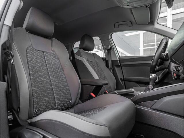 Audi A1 Sportback 30 TFSI S-Line edition BLACK OPTIC CAMERA LED 17 INCH