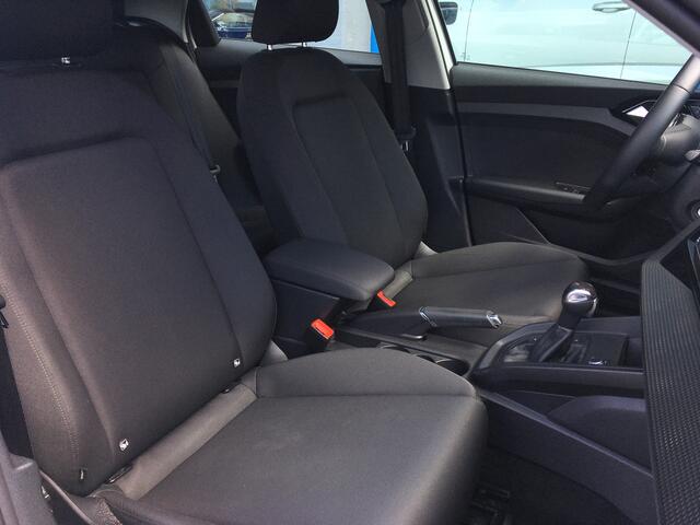 Audi A1 Sportback 30 TFSI S-Line CarPlay + Navigatie