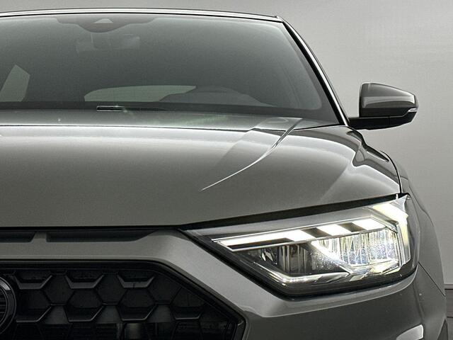 Audi A1 S edition 25 TFSI 70 kW / 95 PK Sportback 7 versn.