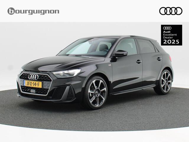 Audi A1 Sportback 25 TFSi Automaat S edition | Adaptive Cruise | Carplay | Navigatiesysteem | Parkeersensoren | Stoel Verwarming | LED | 18 Inch | 11.443 Km!!
