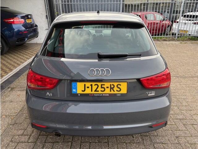 Audi A1 Sportback 1.0 TFSI 2017 * 2 EIGENAAR * ZEER NETJES * 5 DEURS *