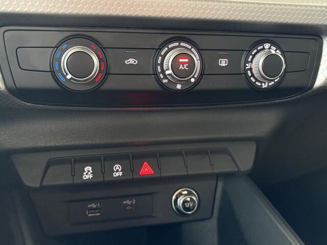 Audi A1 Sportback 30 TFSI Pro Line S | Navigatie/Android/Apple Carplay | LM Velgen 17" | Kunstlederen Bekleding | Cruise Control | PDC Achter | Airco |