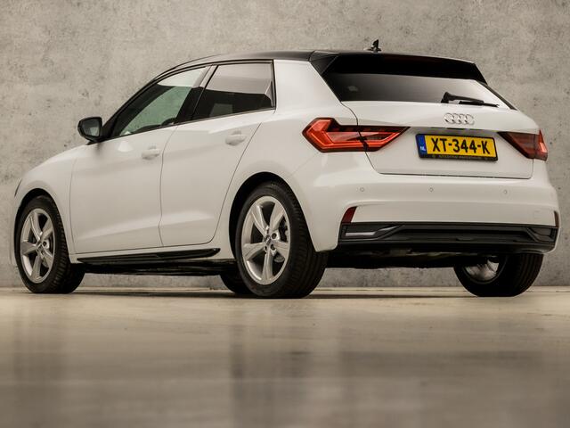 Audi A1 Sportback 30 TFSI Sport (APPLE CARPLAY, CLIMATE, LED KOPLAMPEN, GETINT GLAS, SFEERVERLICHTING, SPORTSTOELEN, CRUISE, LANE ASSIST, NIEUWSTAAT)