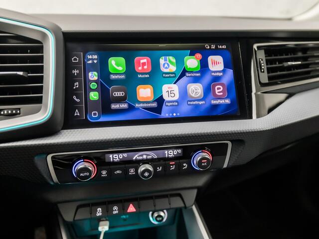 Audi A1 Sportback 30 TFSI Sport (APPLE CARPLAY, CLIMATE, LED KOPLAMPEN, GETINT GLAS, SFEERVERLICHTING, SPORTSTOELEN, CRUISE, LANE ASSIST, NIEUWSTAAT)