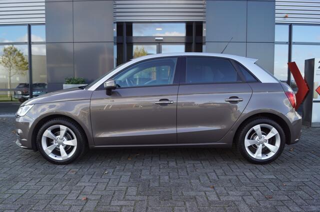 Audi A1 Sportback 1.0 TFSI Pro Line 95pk / Navi / PDC / Sportstoelen/ stoelverwarming, Climatronic