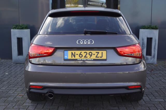 Audi A1 Sportback 1.0 TFSI Pro Line 95pk / Navi / PDC / Sportstoelen/ stoelverwarming, Climatronic