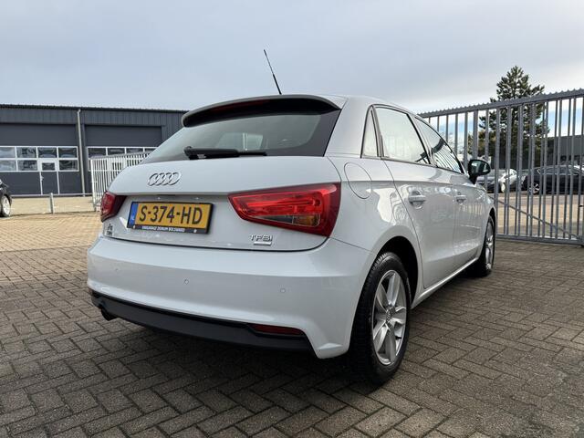 Audi A1 Sportback 1.0 TFSI Advance Sport 5-deurs Navigatie, LMV, Climate contr, Parkeersens, etc..
