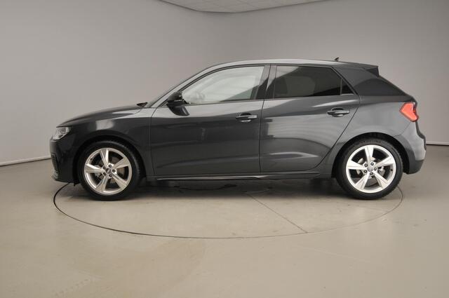 Audi A1 Sportback 30 TFSI epic 115PK | CarPlay | 17" | Parkeersensoren | Sportstuur