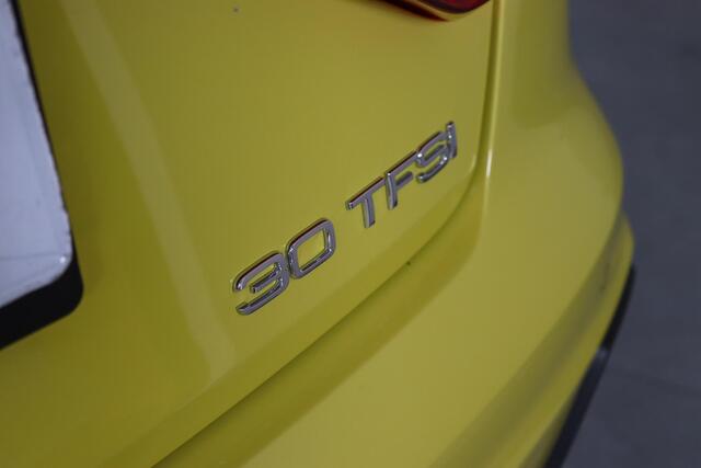 Audi A1 30 TFSI S-line Sportback Stoelverwarming, Bluetooth, Apple CarPlay/Android Auto