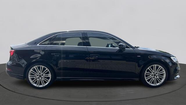 Audi A3 Limousine 30 TFSI 116pk Automaat Sport S Line Edition / Demonstratieauto