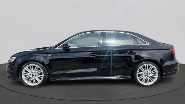 Audi A3 Limousine 30 TFSI 116pk Automaat Sport S Line Edition / Demonstratieauto