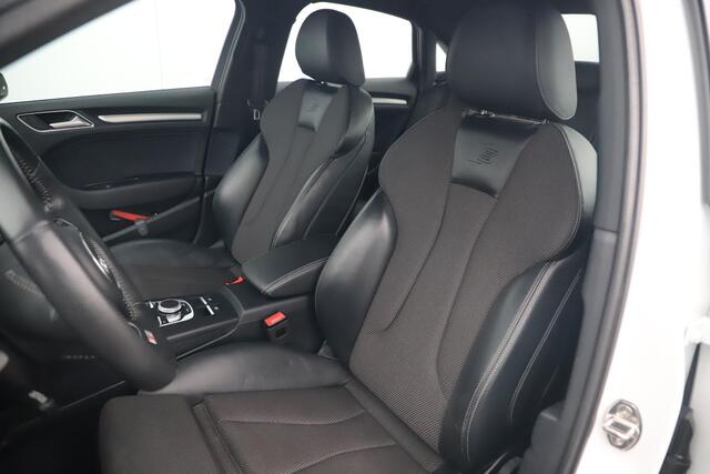 Audi A3 Limousine 30 TFSI Sport S Line Edition NAP! Automaat Half Leder Sportstoelen 18 inch Full LED Navigatie Bluetooth Cruise Parkeersensor