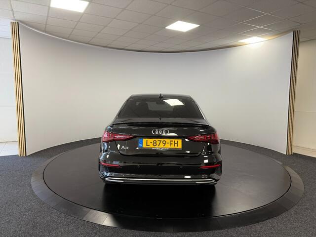 Audi A3 30 TFSI ambient light S-tronic Carplay Lane assist
