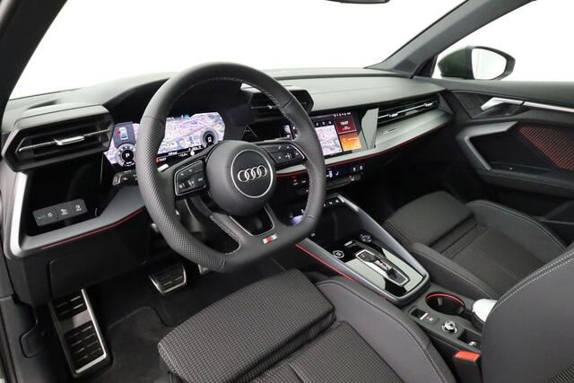 Audi A3 Limousine S Edition 30 TFSI 116 pk | Optiekpakket zwart plus | Privacy Glas | Apple Carplay / Android Auto