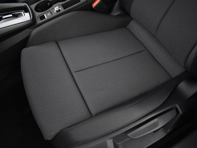 Audi A3 Limousine Advanced edition 30 TFSI 116 pk Limousine - Sonos - Achteruitrijcamera - Stoelverwarming