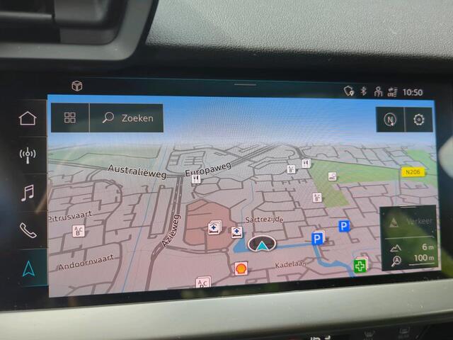 Audi A3 Limousine 35 TFSI edition one 150 PK !!/ / AUT/ Metallic/ Manhattangrijs/ Digitale cockpit/ / Camera/ S line Int. + Ext./ / Led/ Panoramadak/ Parkeersensoren/ 18 lmv