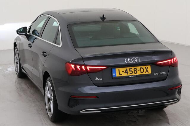 Audi A3 Limousine 35 TFSI edition one 150 PK !!/ / AUT/ Metallic/ Manhattangrijs/ Digitale cockpit/ / Camera/ S line Int. + Ext./ / Led/ Panoramadak/ Parkeersensoren/ 18 lmv