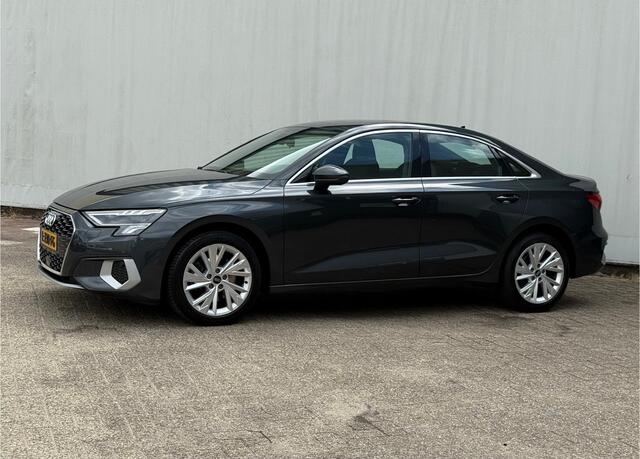 Audi A3 Limousine 30 TFSI Business edition Sport + Trekhk.