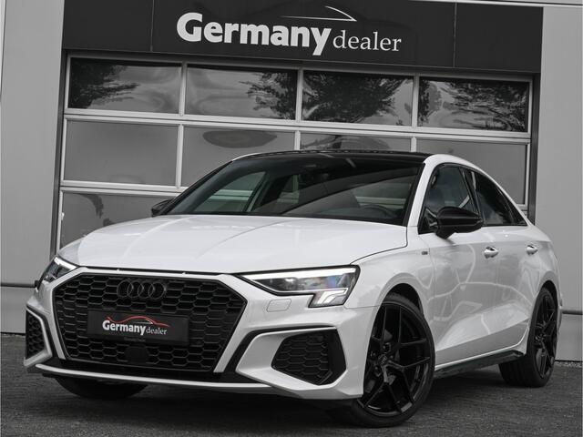Audi A3 Limousine 35TFSI S edition RS-Zetels 19-Inch ACC M-Led Navi RS-Stuur Virtual Lane
