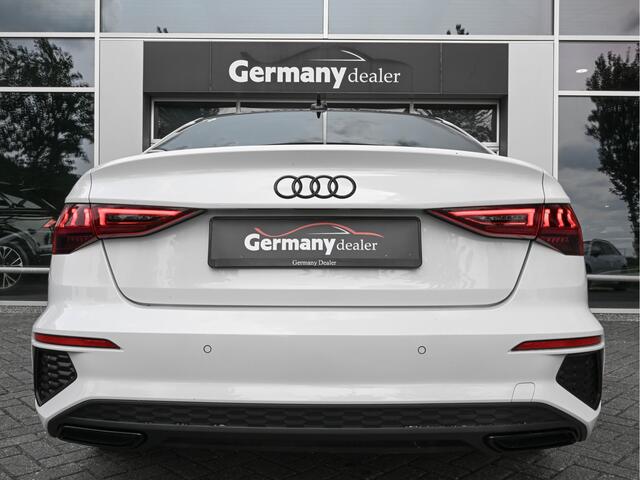 Audi A3 Limousine 35TFSI S edition RS-Zetels 19-Inch ACC M-Led Navi RS-Stuur Virtual Lane