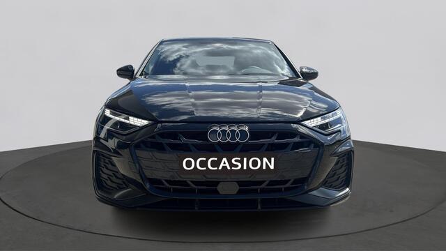 Audi A3 Limousine 30 TFSI 116Pk S edition / Parking Plus / Comfort Plus / Privacyglas