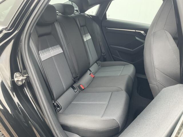 Audi A3 Limousine 30 TFSI Advanced edition Automaat Nav/Cruise Sportzetels 1Eig Digitaal NL-Auto!