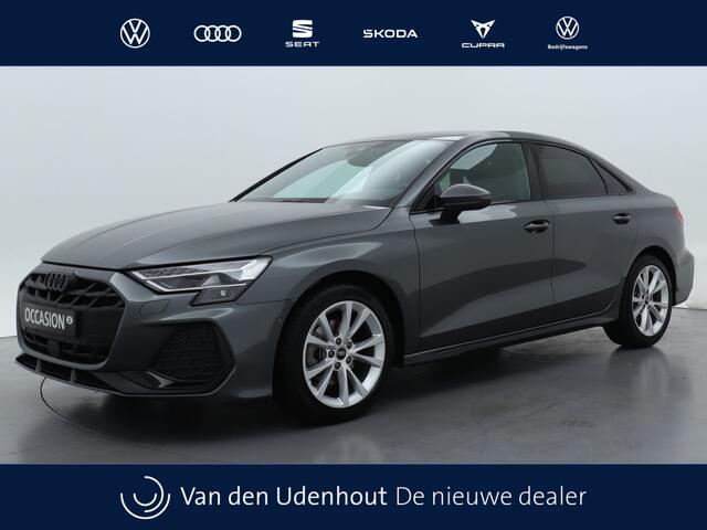 Audi A3 Limousine 30 TFSI S edition | PDC V+A | Camera | Zwart optiek | Audi Sound | Privacy glas |
