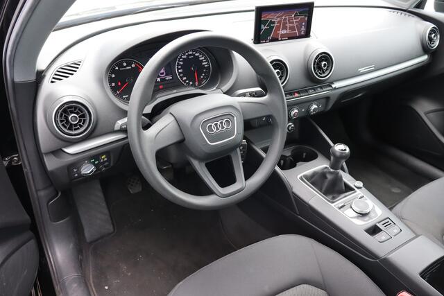 Audi A3 Limousine 1.0 TFSI Airco, Navigatie, Stoelverwarming, Elektrische ramen