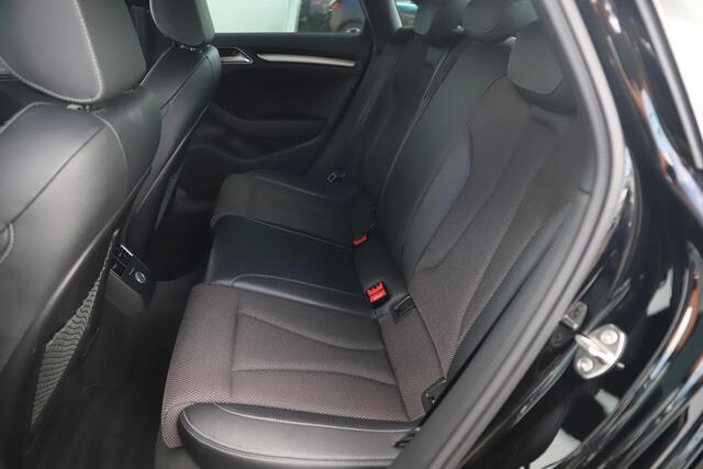 Audi A3 Limousine 35 TFSI CoD S Line Sport 150PK Automaat Black optic Virtual Cockpit 18 inch Navigatie Clima Cruise Stoelverwarming PDC Carplay Android Bluetooth Full LED All-Season Banden