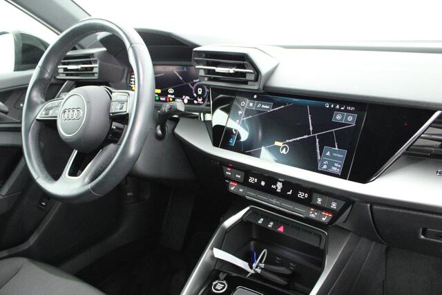 Audi A3 Limousine 35 TFSI 150pk S-Tronic Pro Line Trekhaak ACC Keyless Virtual Cockpit Navigatie