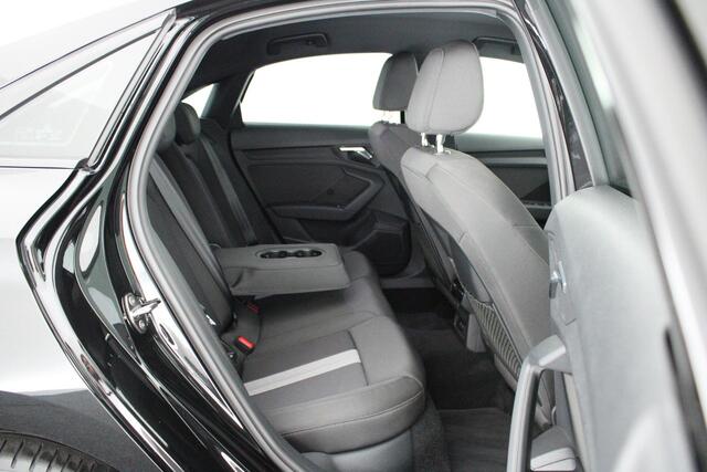 Audi A3 Limousine 35 TFSI 150pk S-Tronic Pro Line Trekhaak ACC Keyless Virtual Cockpit Navigatie