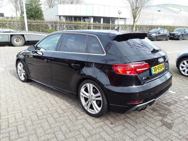 Audi A3 SPORTBACK ACT 1.5 TFSI CoD SPORT S-LINE EDITION / VIRTUAL / XEN