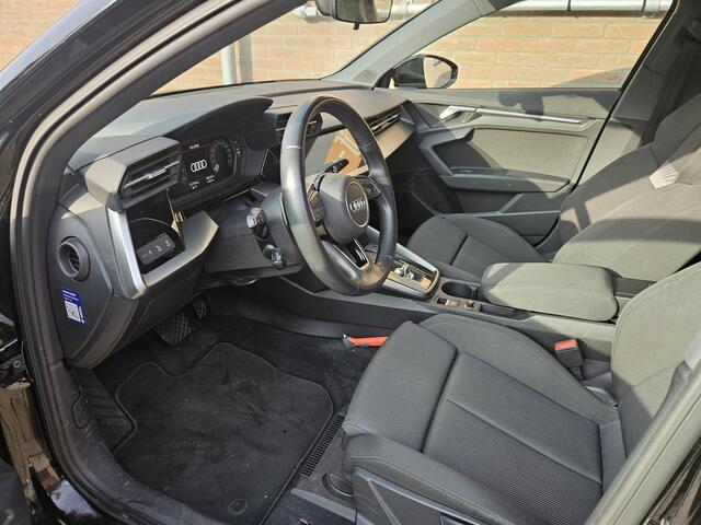 Audi A3 Limousine 30 TFSI Business edition