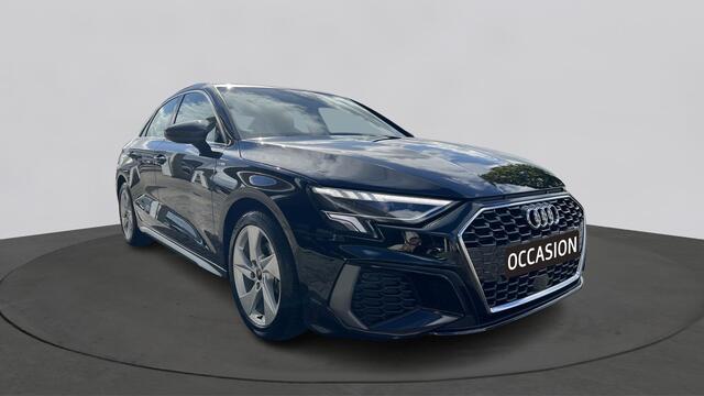 Audi A3 Limousine 30 TFSI 110pk S edition / Carplay / Audi Hold / Dealer onderhouden