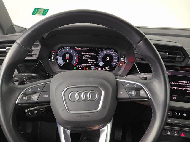 Audi A3 Limousine 35 TFSI Business edition | S Tronic | ACC | Trekhaak | Adaptive drive assist |*