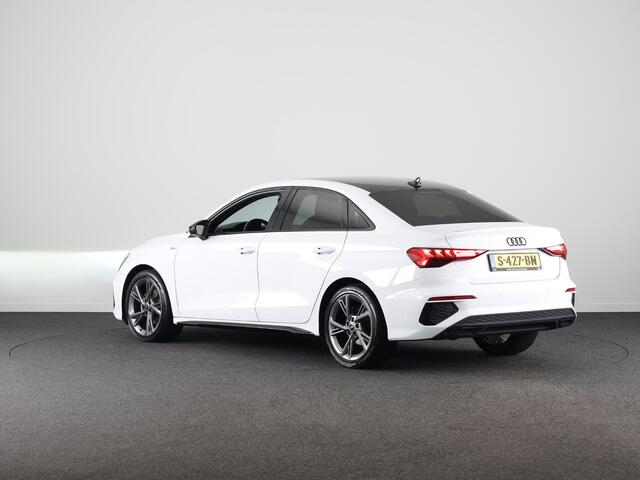 Audi A3 Limousine 30 TFSI S edition 110pk | 18 inch lichtmetalen velgen | Zwart dak | Verlengde garantie | Navigatie