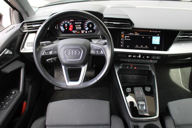 Audi A3 Limousine 30 TFSI Business edition