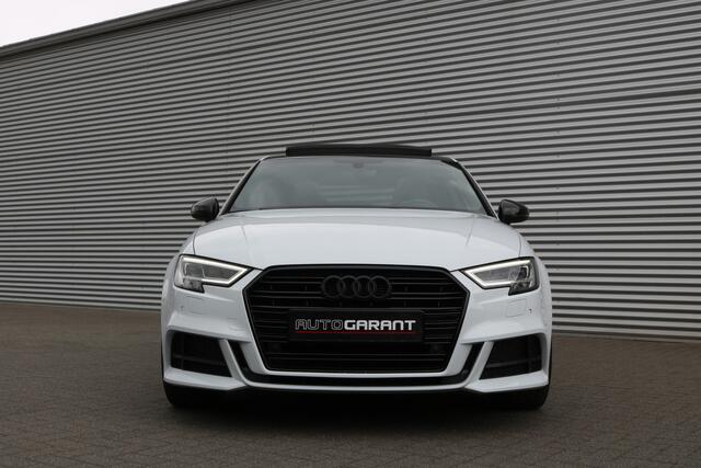Audi A3 Limousine 35 TFSI S-Line (54.567Km Orig NL! NAP! Panoramadak Sportleder Navi Full-Led 19InchLMV Pdc V+A PrivacyGlass)