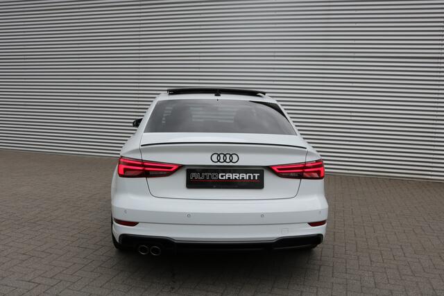 Audi A3 Limousine 35 TFSI S-Line (54.567Km Orig NL! NAP! Panoramadak Sportleder Navi Full-Led 19InchLMV Pdc V+A PrivacyGlass)