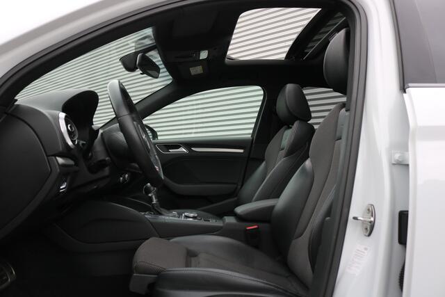Audi A3 Limousine 35 TFSI S-Line (54.567Km Orig NL! NAP! Panoramadak Sportleder Navi Full-Led 19InchLMV Pdc V+A PrivacyGlass)